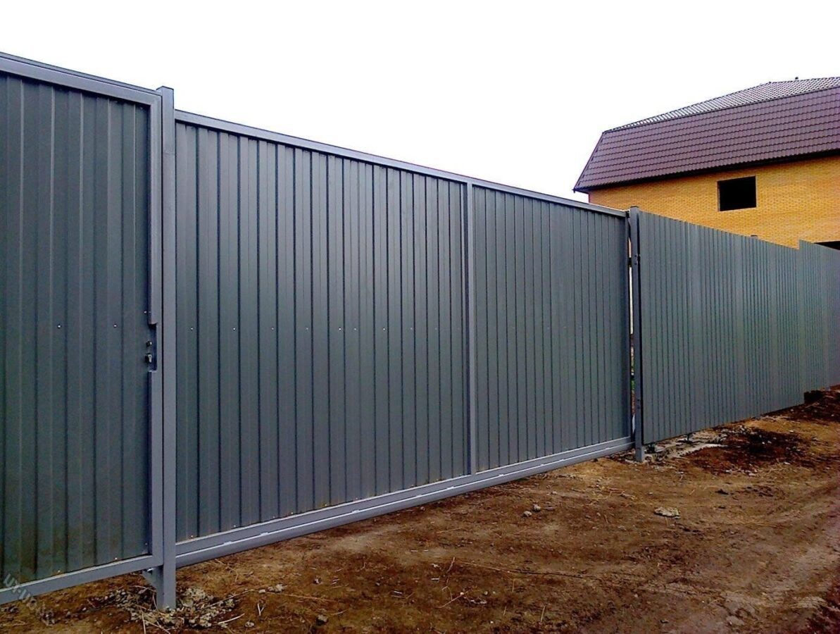 Як обрати профнастил для паркану