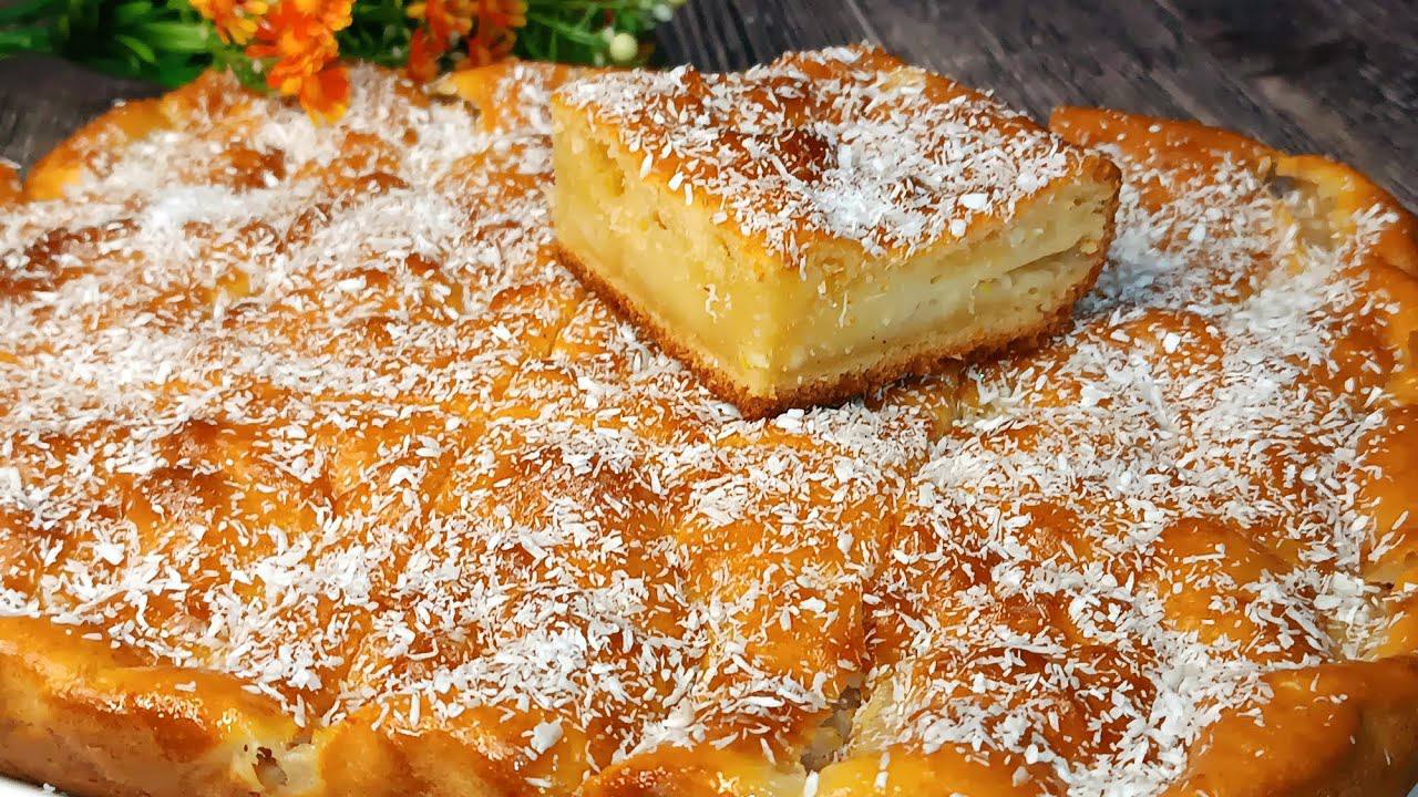 Шеф-кухарі поділилися простим рецептом ароматного сирного пирога з яблуками