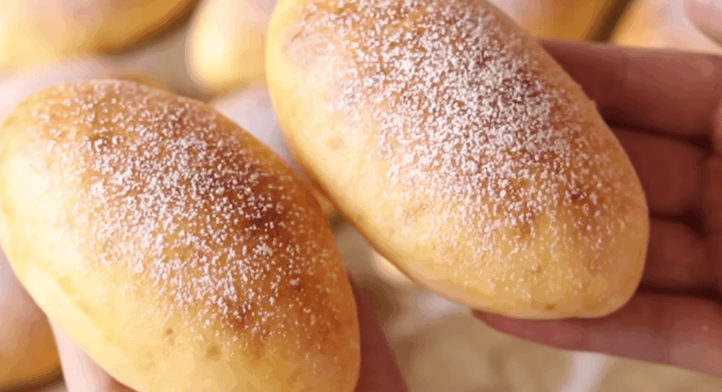 Пекла ці пиріжки на пробу, а з’їли їх миттю: сирне тісто без дріжджів і ароматна начинка. Рецепт на 12 штук 