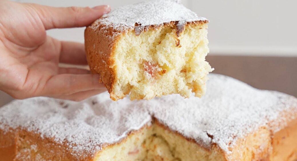 Три секрети ідеальної шарлотки: пиріг виходить пухким, яблука не тонуть, а скоринка рум’яна й ніжна 