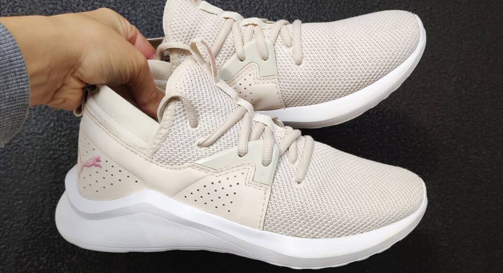 3 простих кроки – і взуття не тхне навіть влітку: буде пахнути як в раю – перевірила на кросівках чоловіка 