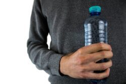 water-bottle-2821977_1280 