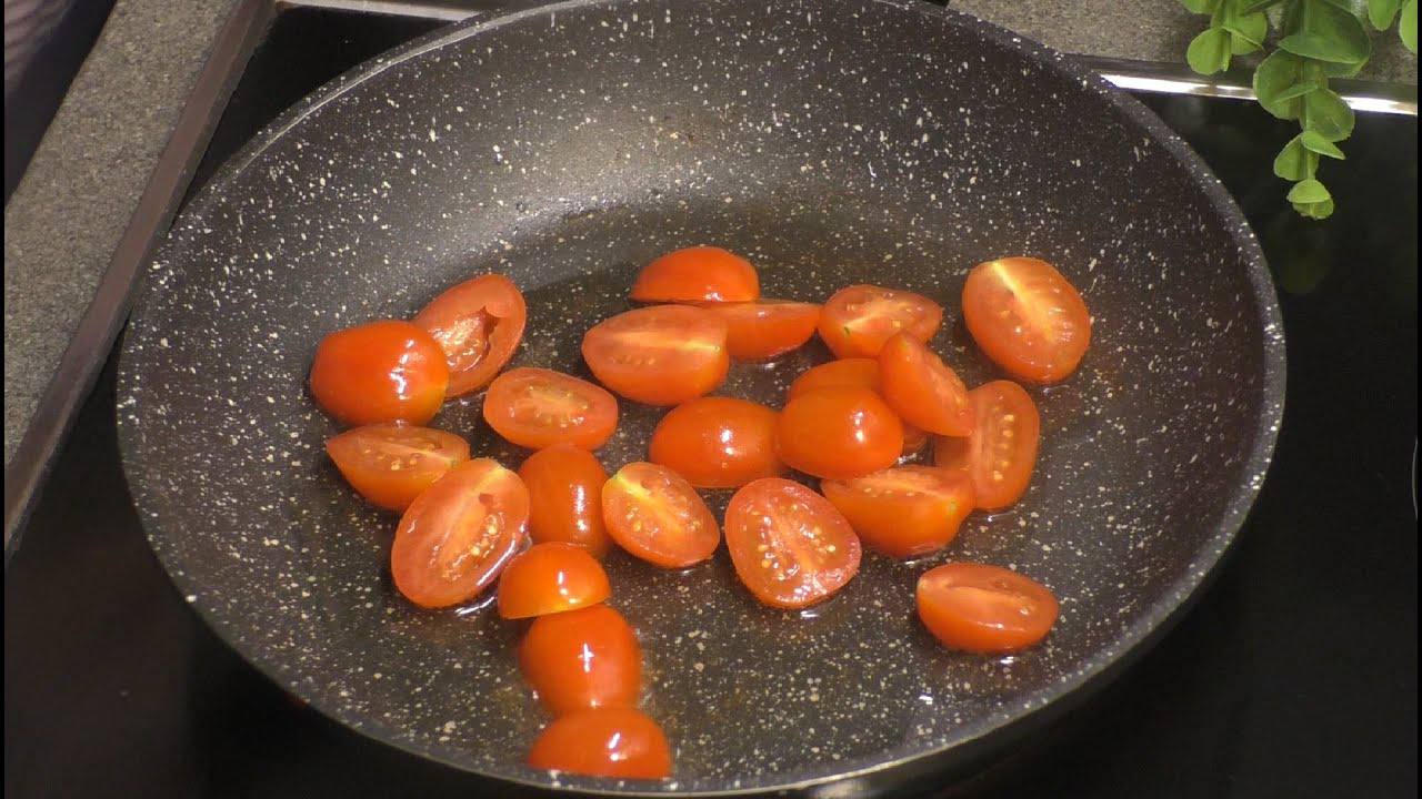 Шеф-кухарі розповіли, як приготувати смачні смажені помідори черрі