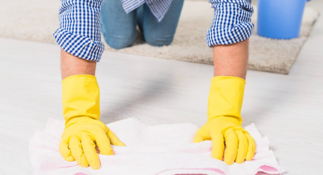 Цей флакончик за 20 гривень замінив мені 5 засобів для прибирання: показую, як користуюсь гліцерином 