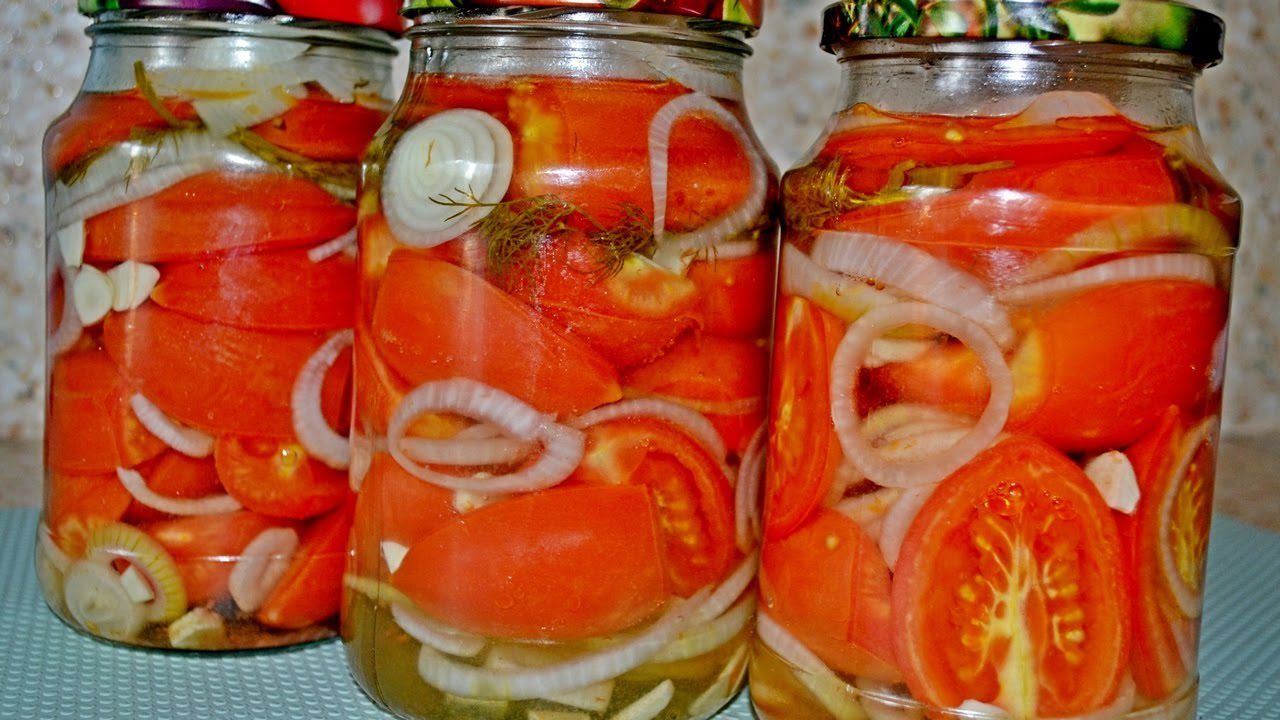 Кулінари розповіли, як приготувати дійсно смачні мариновані помідори в домашніх умовах