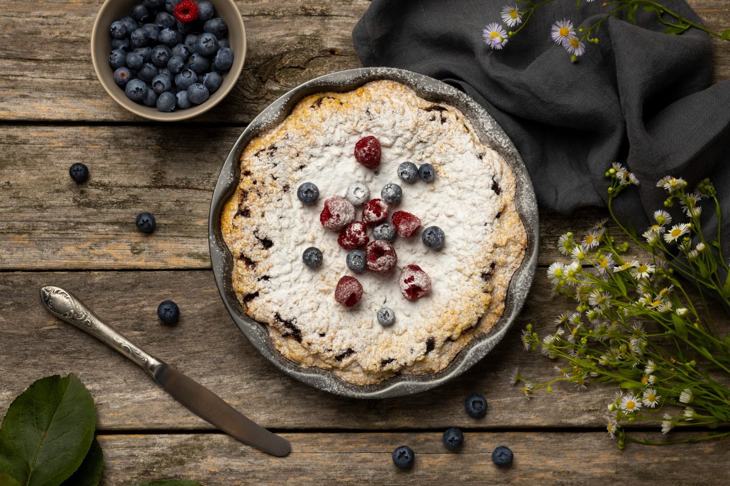 Кулінари назвали смачний рецепт ягідного пирога без тіста