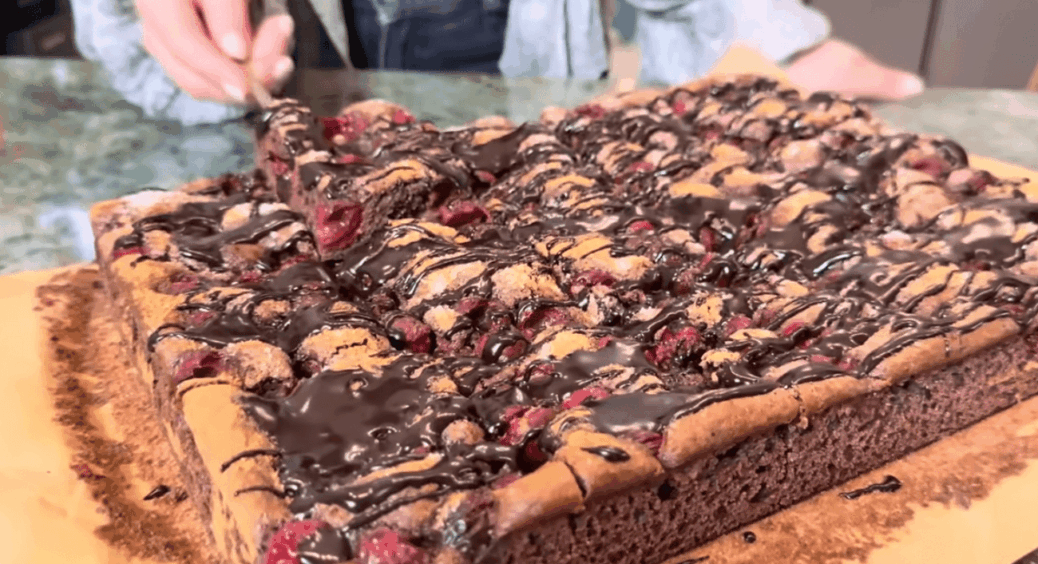 Пиріг вишневий “Королівський”: роблю “на скору руку”, але нікому про це не кажу — всі думають, що він з кафе 