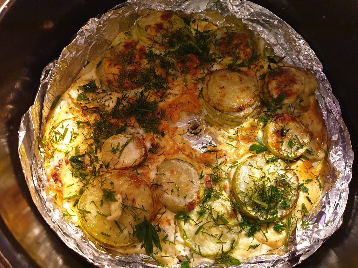 Кулінари розповіли, як приготувати смачні дієтичні кабачки в духовці без великої кількості олії