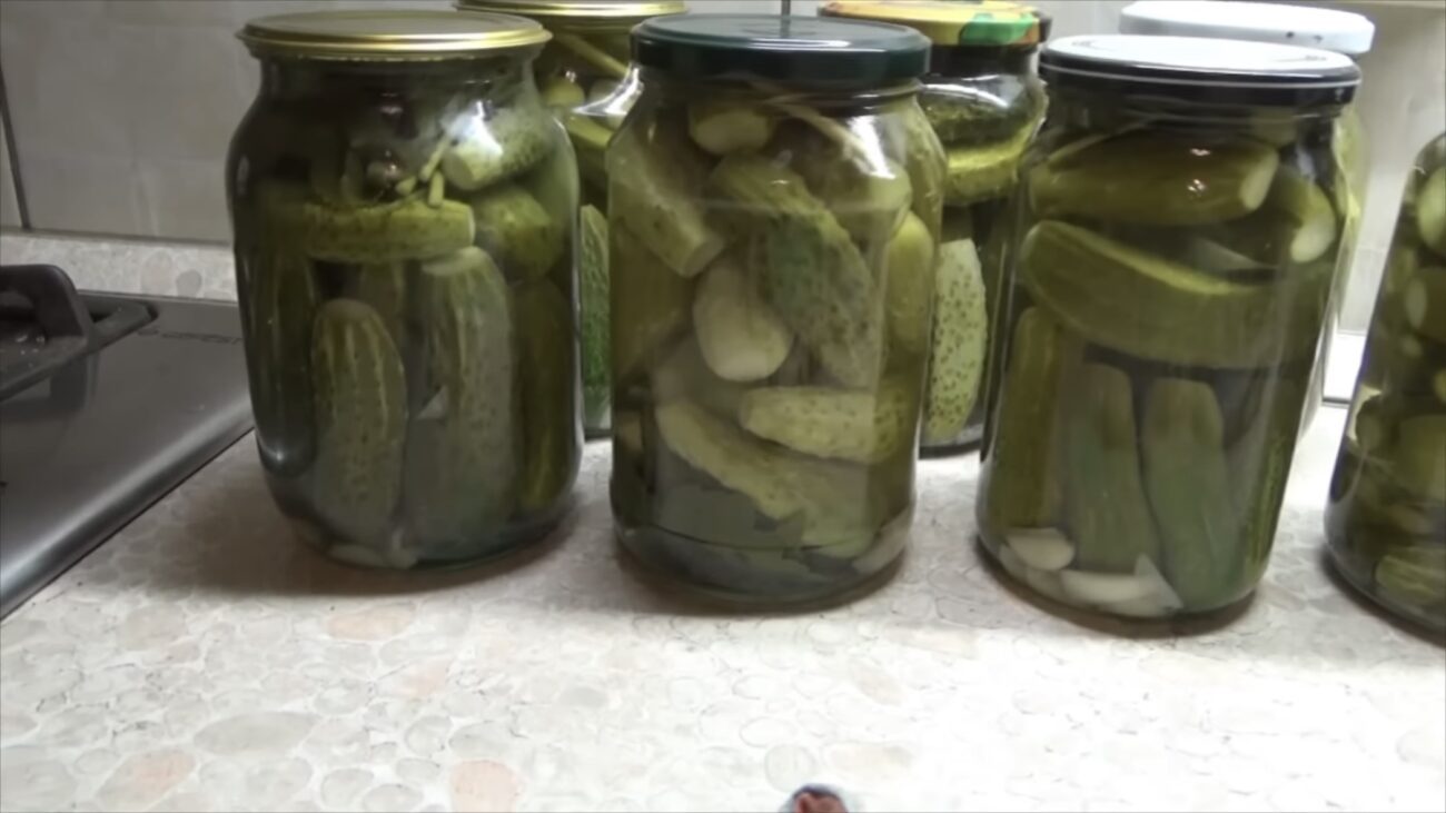 Господині розповіли, як приготувати універсальний маринад для овочів Господині розповіли, як приготувати універсальний маринад для овочів