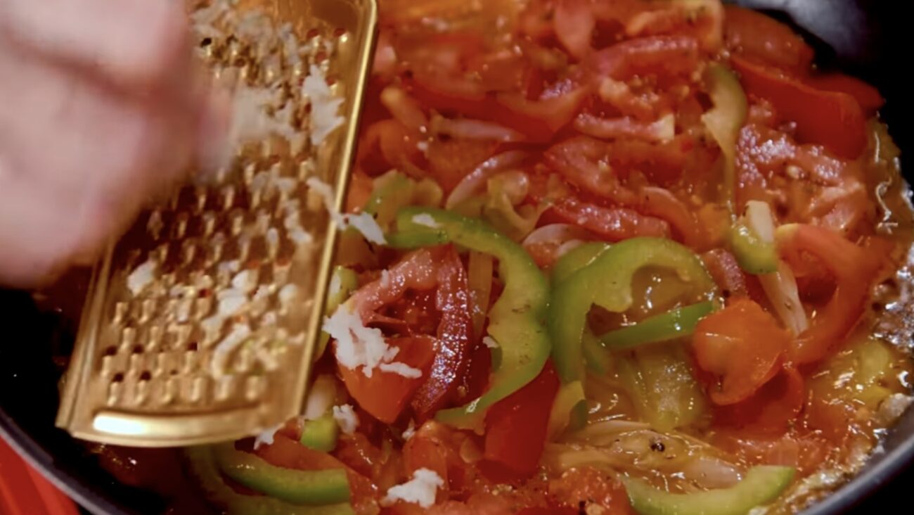 Господині розповіли, як приготувати смачну страву з кабачків 