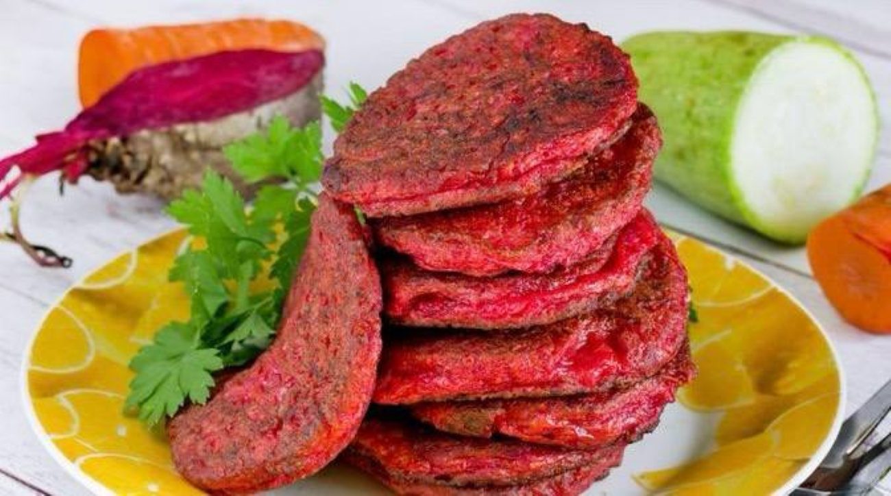  Кулінари назвали рецепт смачних оладок з буряка 