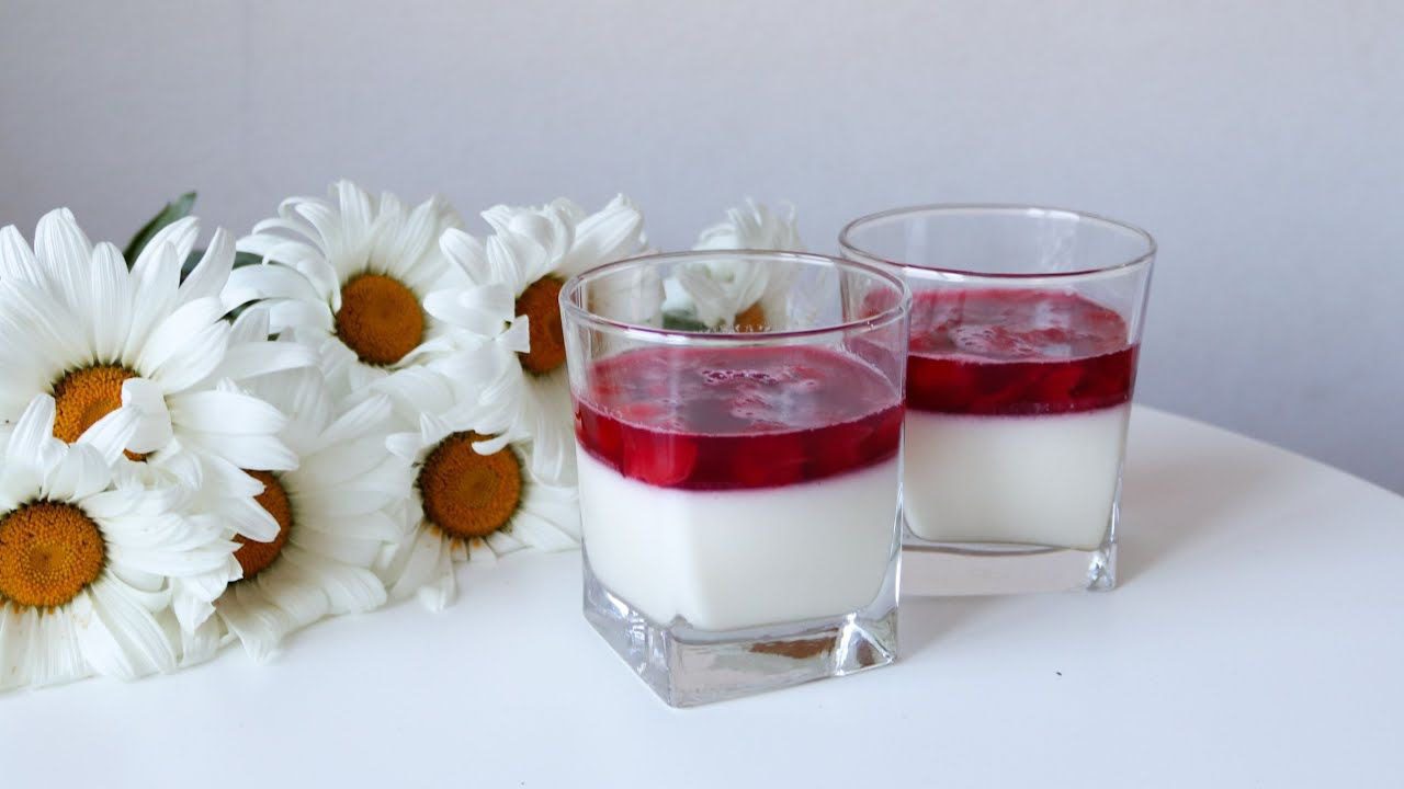 Кулінари розповіли, як приготувати ожиново-сметанне желе з горіхами