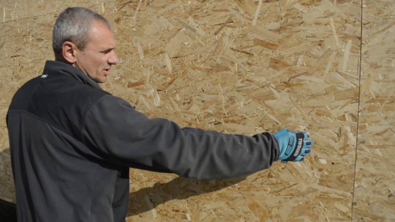 Будівельники розповіли, як позбутися їдкого запаху OSB-листів