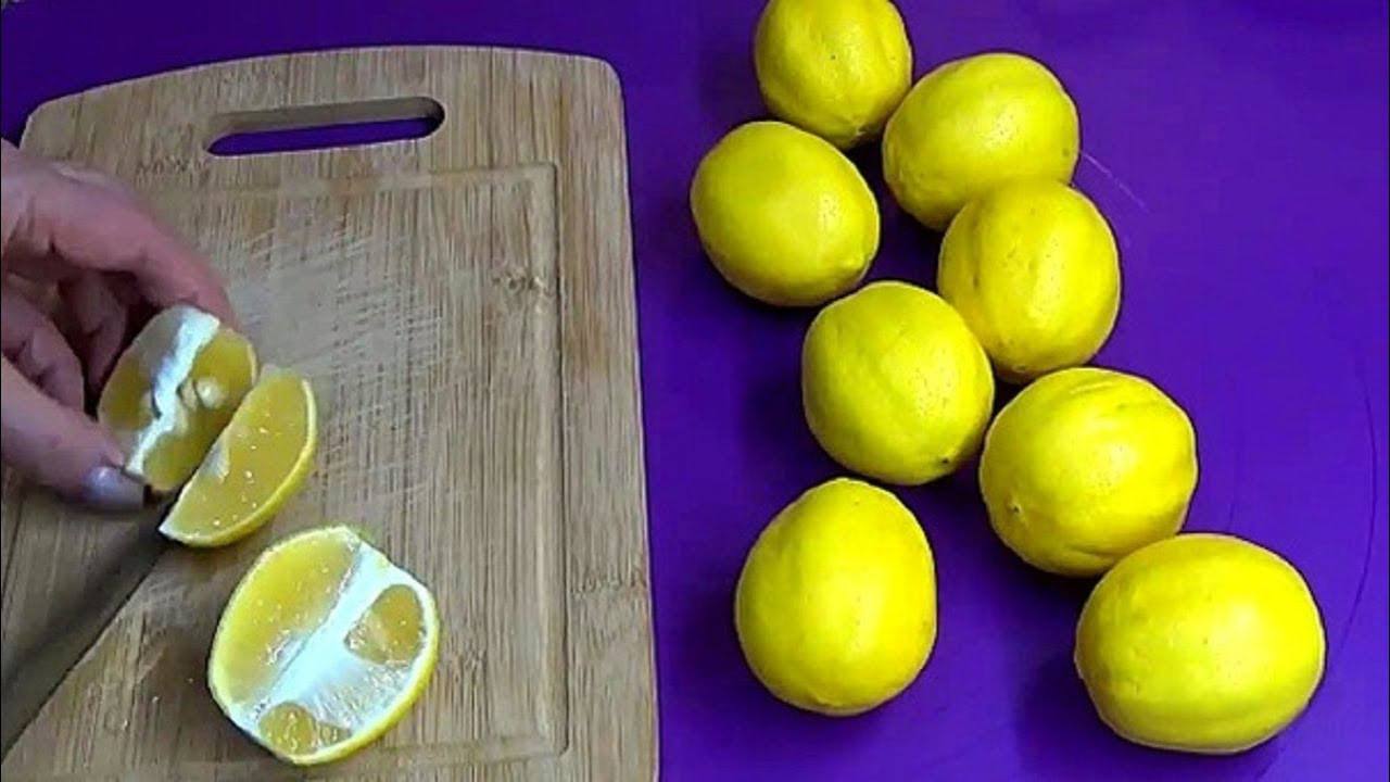 Господині розповіли, навіщо класти лимони у морозилку