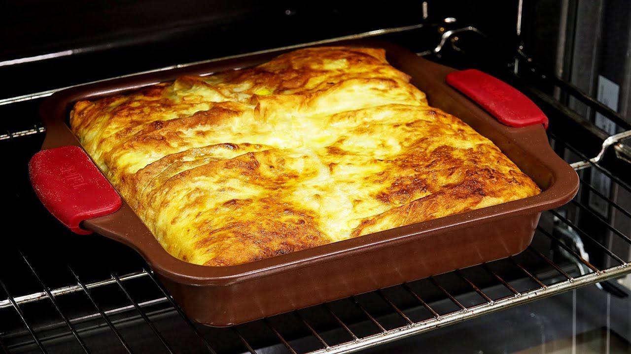 Кулінари поділилися рецептом смачного пирога на кефірі з капустою та яйцем