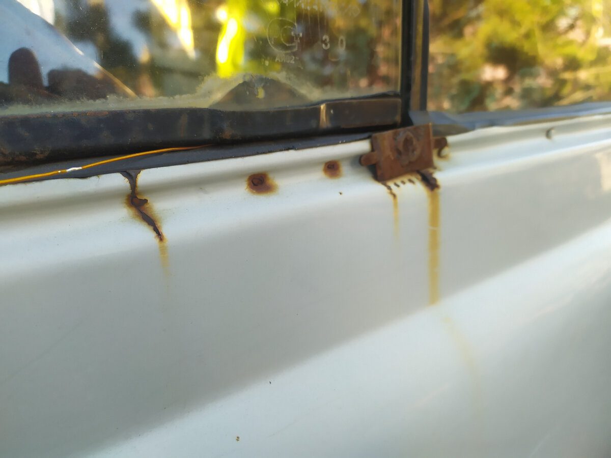 Експерти пояснили, як швидко прибрати іржу без використання спеціальної хімії з магазину