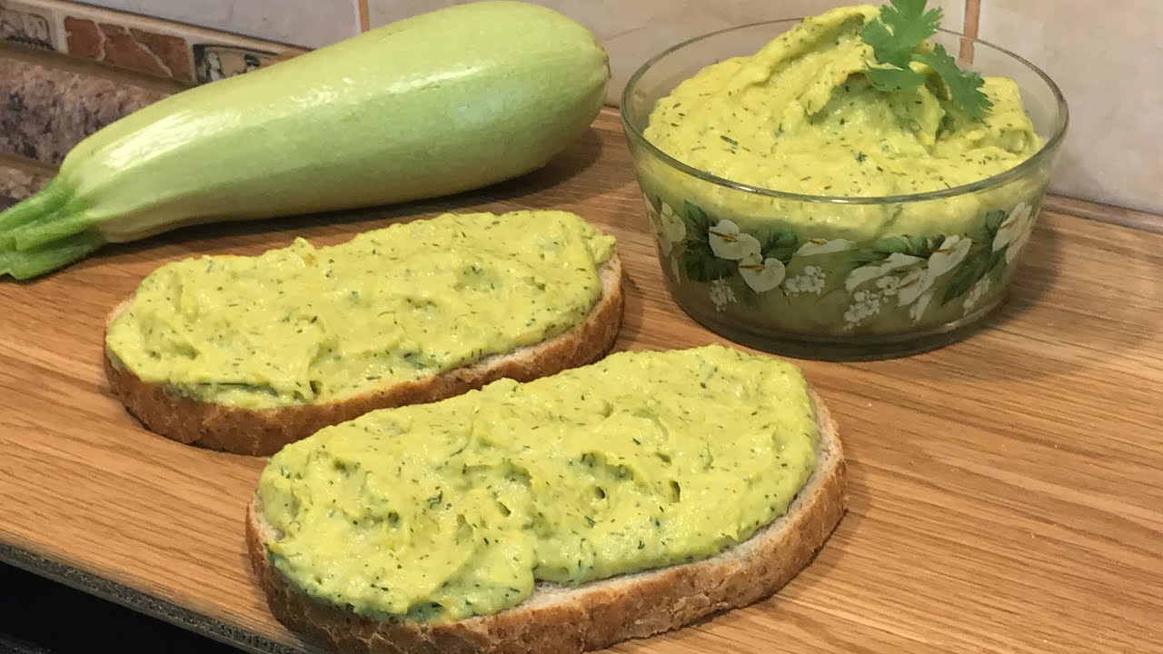 Господині розповіли, як приготувати намазку з кабачків  