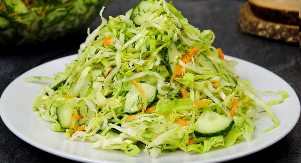 2 дні тому зробила цей салат із капусти: так чоловік притарабанив після роботи 10 качанів, бо хоче ще і ще 