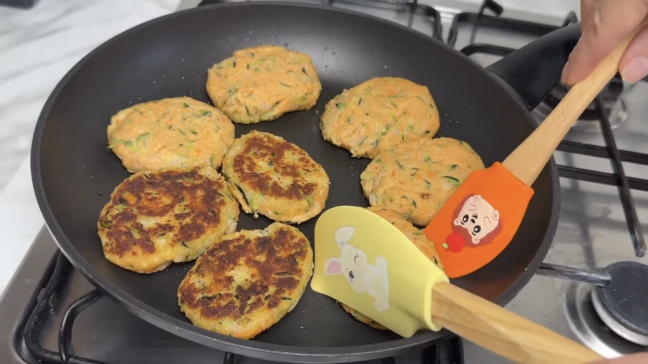 Господині розповіли, як приготувати смачні котлети з кабачка і сочевиці 