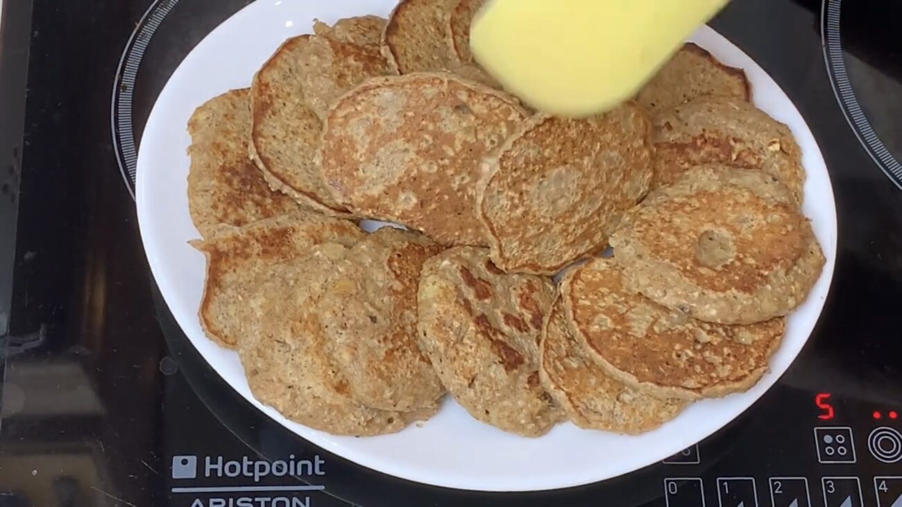 Господині поділилися рецептом смачних оладок з вівсянки 