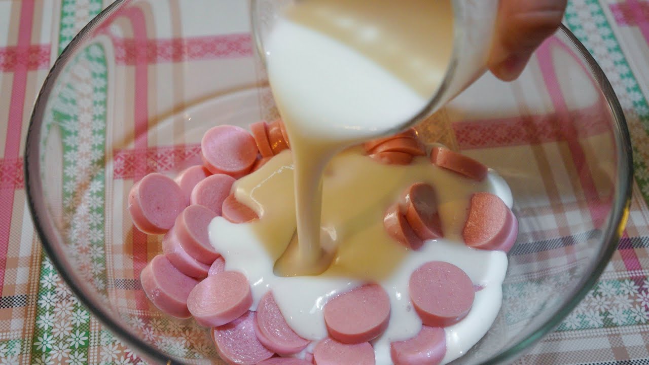 Господині розповіли, як приготувати лінивий пиріг з одного стакану кефіру