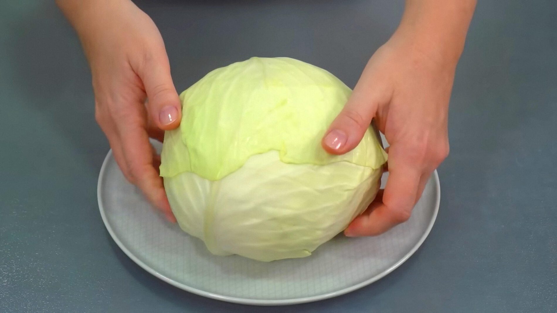 Кухарі поділилися 7 корисними хитрощами з капустою