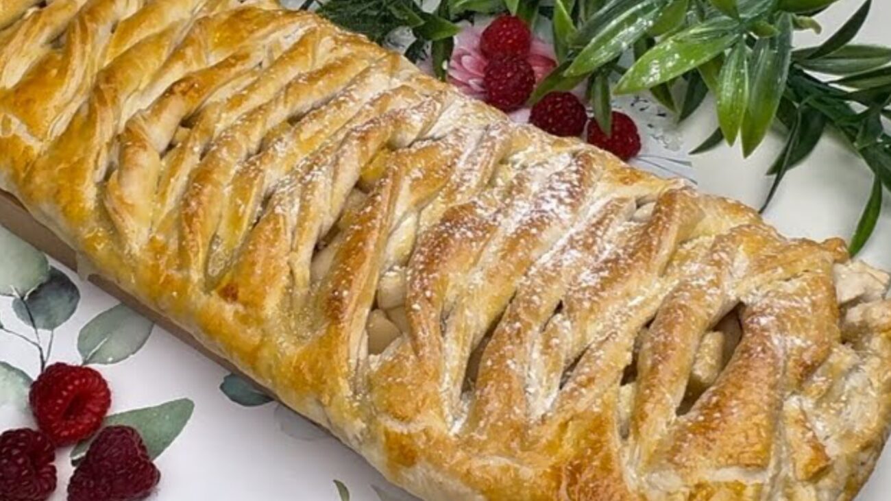 Господині розповіли, що додати у яблука, аби вони не темніли у випічці