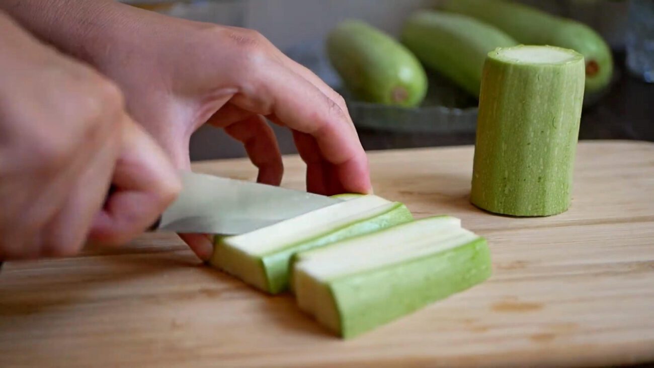 Кулінари показали рецепт хрумких кабачків без використання борошна
