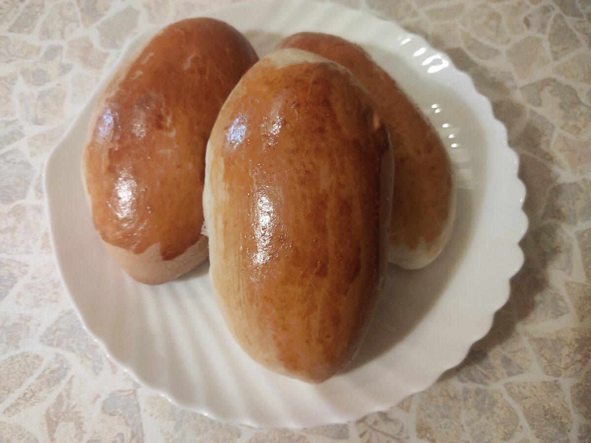 Кулінари розповіли секрет приготування дійсно пишного й повітряного тіста, яке не черствіє