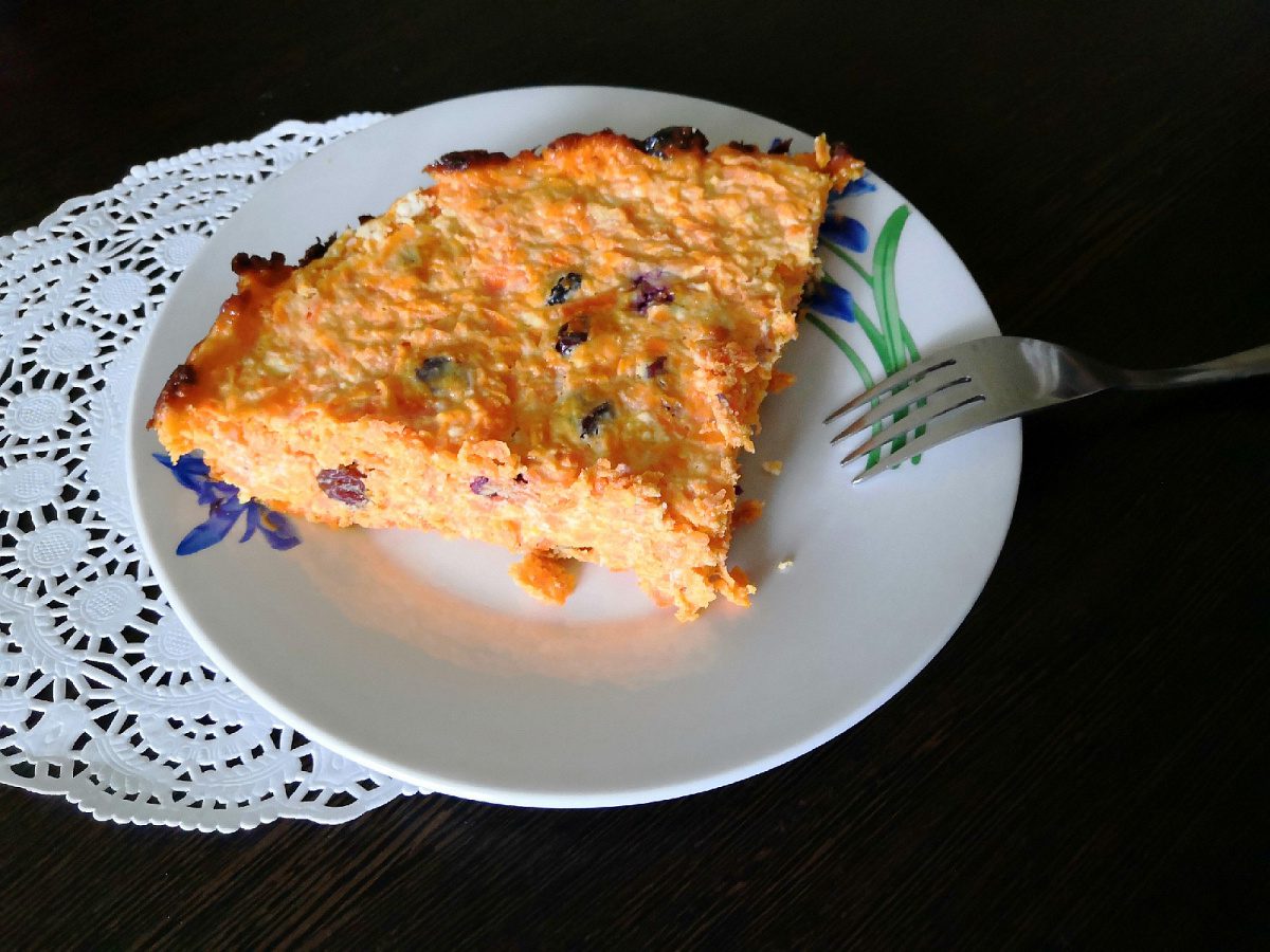 Кулінари розповіли, як приготувати смачну запіканку з овочами та сирною начинкою