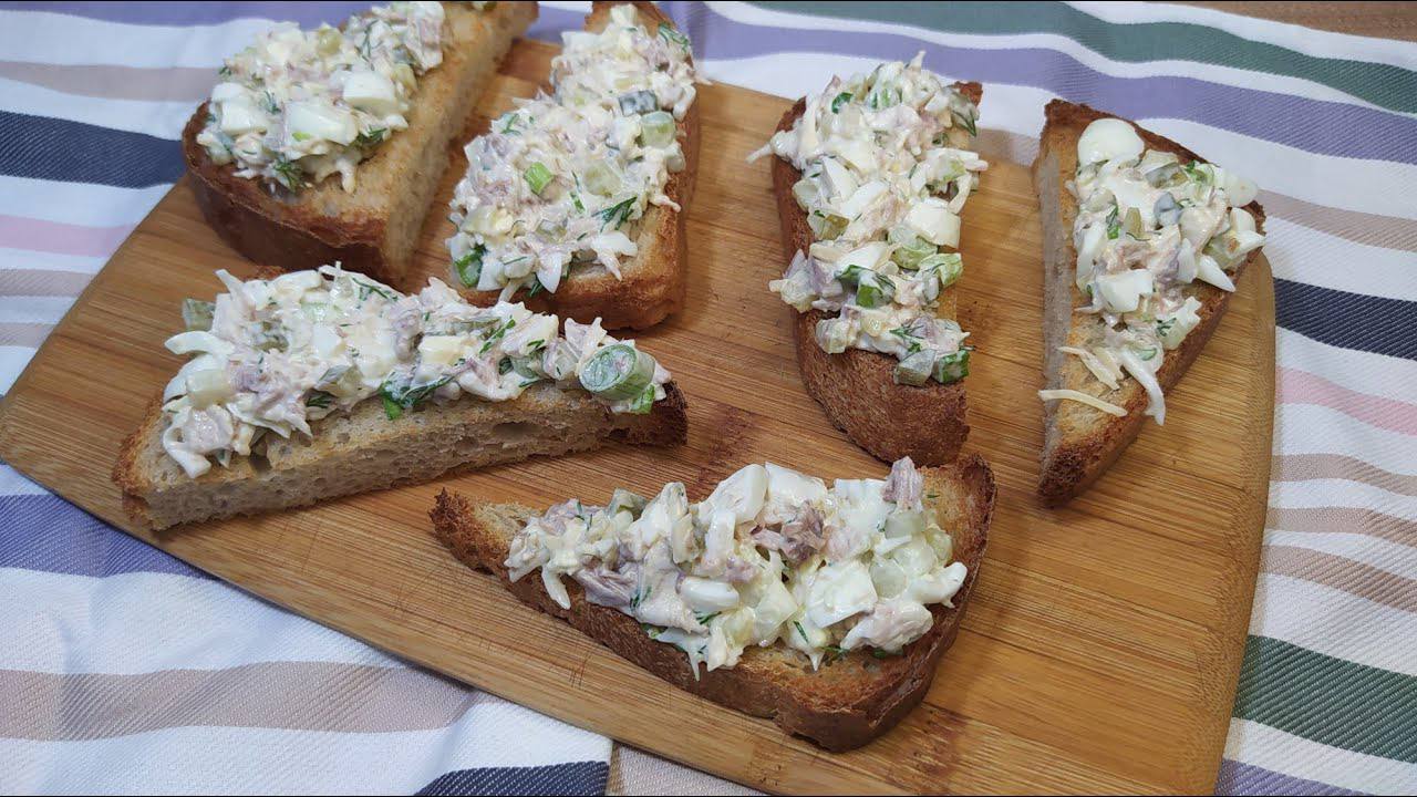 Кулінари поділилися рецептами чотирьох простих варіантів бутербродів за 5 хвилин