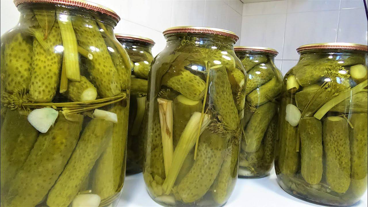 Кулінари назвали рецепт маринаду для огірків за 5 хвилин