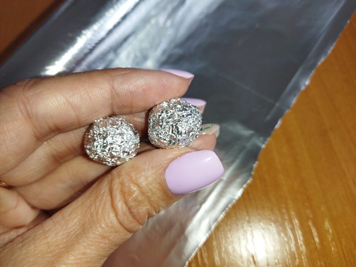 Експерти розповіли, яка користь від фольги у побуті та як правильно її використовувати