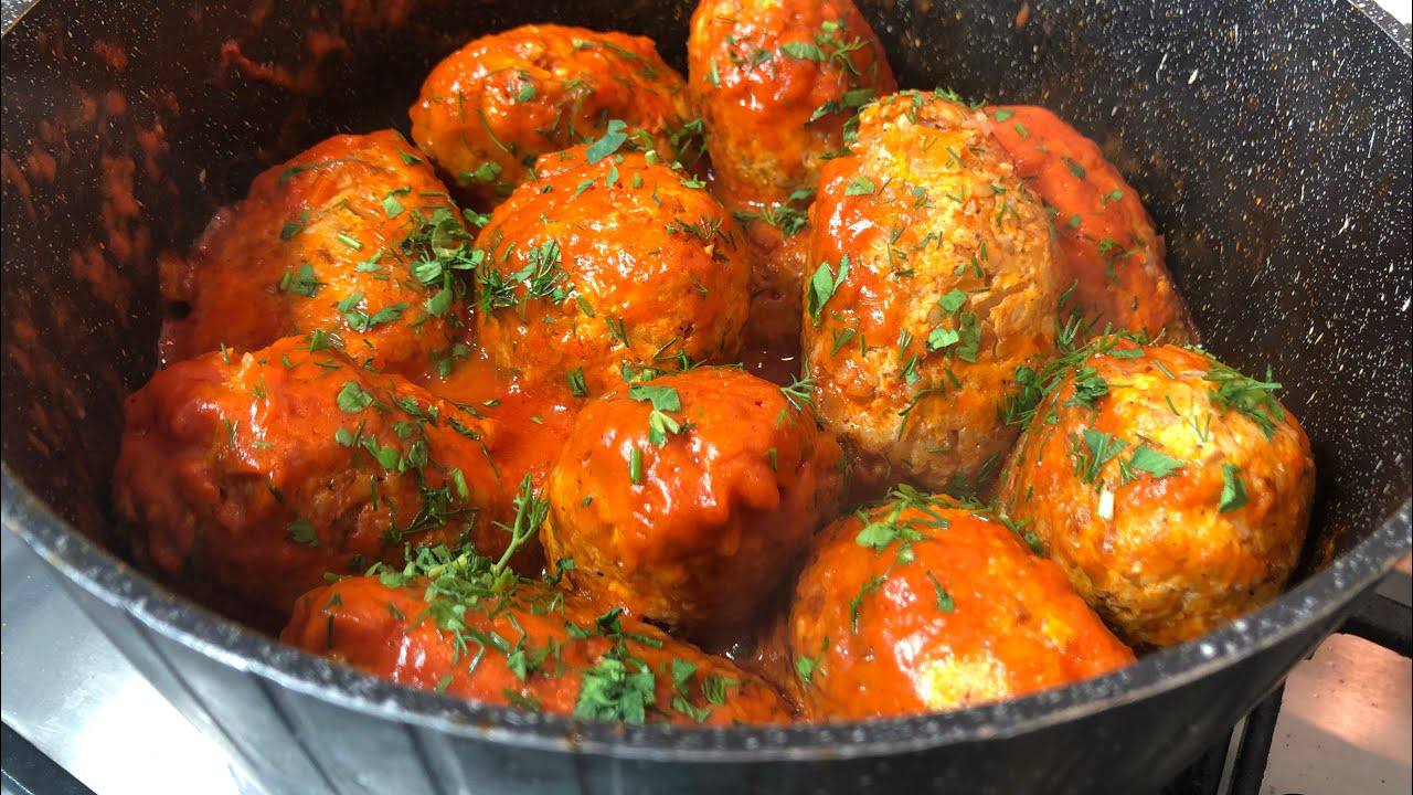 Кулінари розповіли, як приготувати гречаники із сиром під вершковим соусом