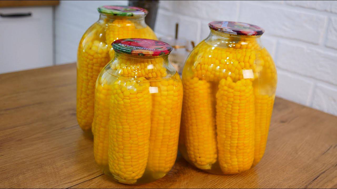 Кулінари розповіли, як приготувати кукурудзу в гострому розсолі на зиму