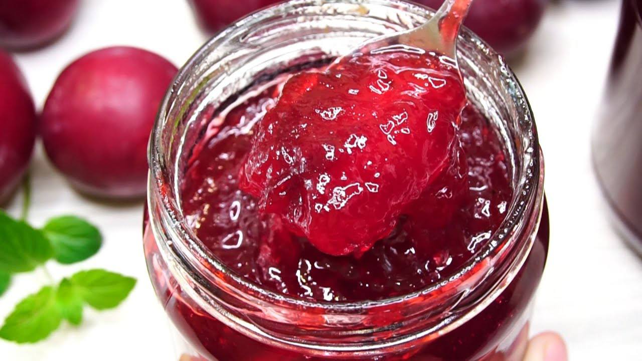 Господині розповіли, як і чим найкраще загустити варення на зиму