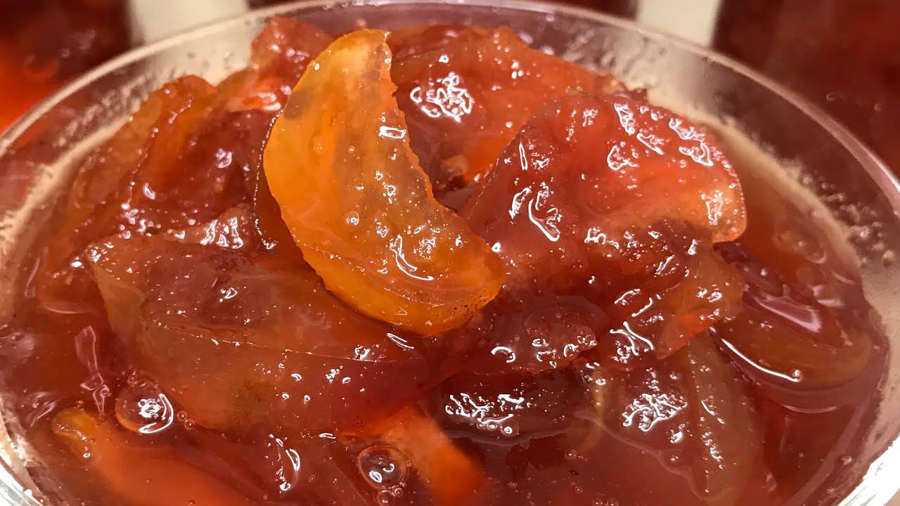 Господині розповіли, як загустити варення манною крупою