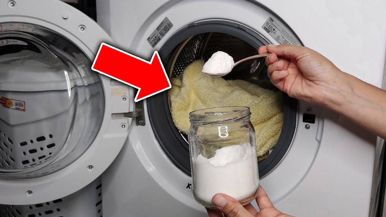 Господині розповіли, який засіб слід засипати у пралку для розм'якшення білизни