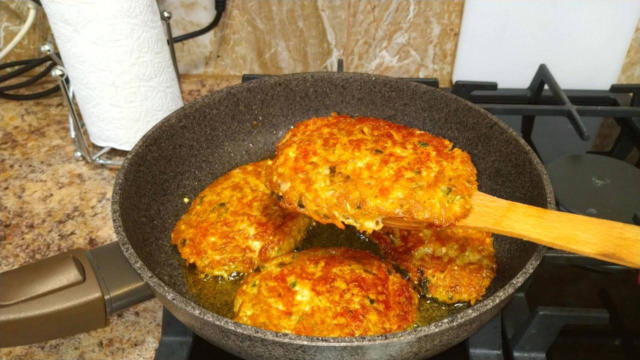 Кулінари розповіли, як приготувати смачні деруни з баклажанів