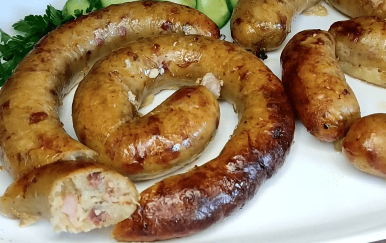 Кулінари поділилися рецептом домашньої картопляної ковбаси