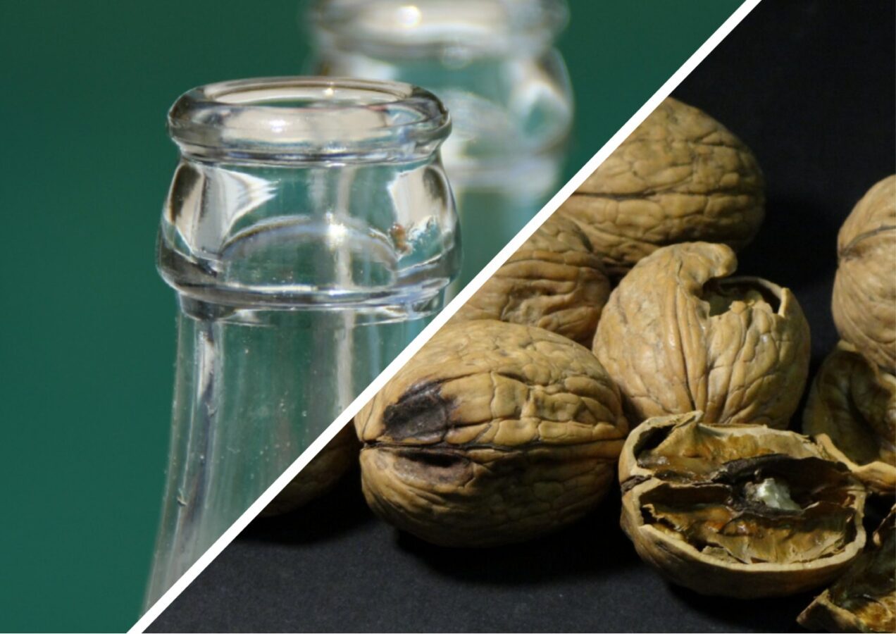 Як чистити горіхи за допомогою пляшки