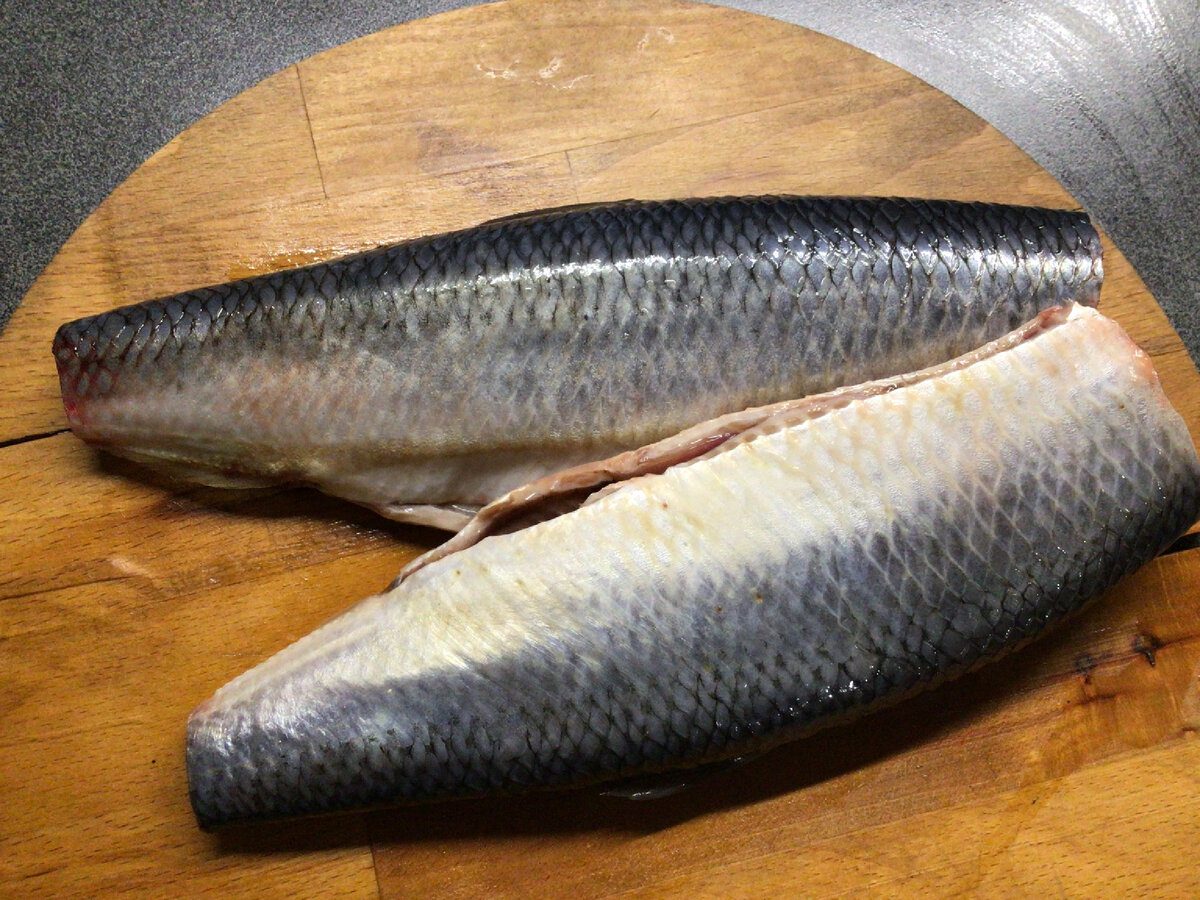 Експерти пояснили, чому далеко не всі види риби в продуктових магазинах варто купувати