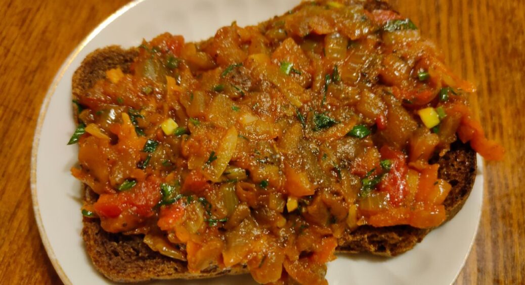 1 баклажан і 1 стакан помідорів: смачно так, що не передати словами – а на приготування витрачаю 20 лише хв 