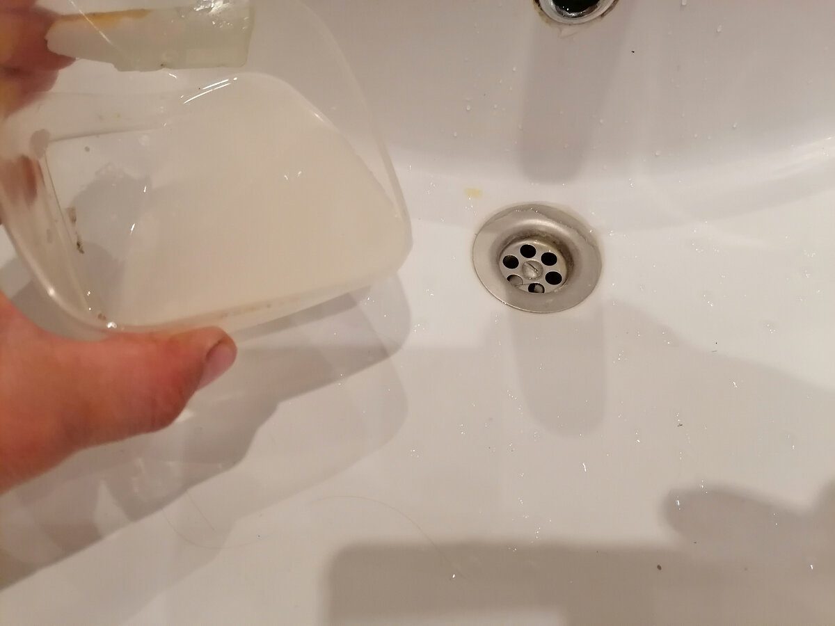 Експерти розповіли, як очистити засмічення каналізації без клопоту та зайвих витрат