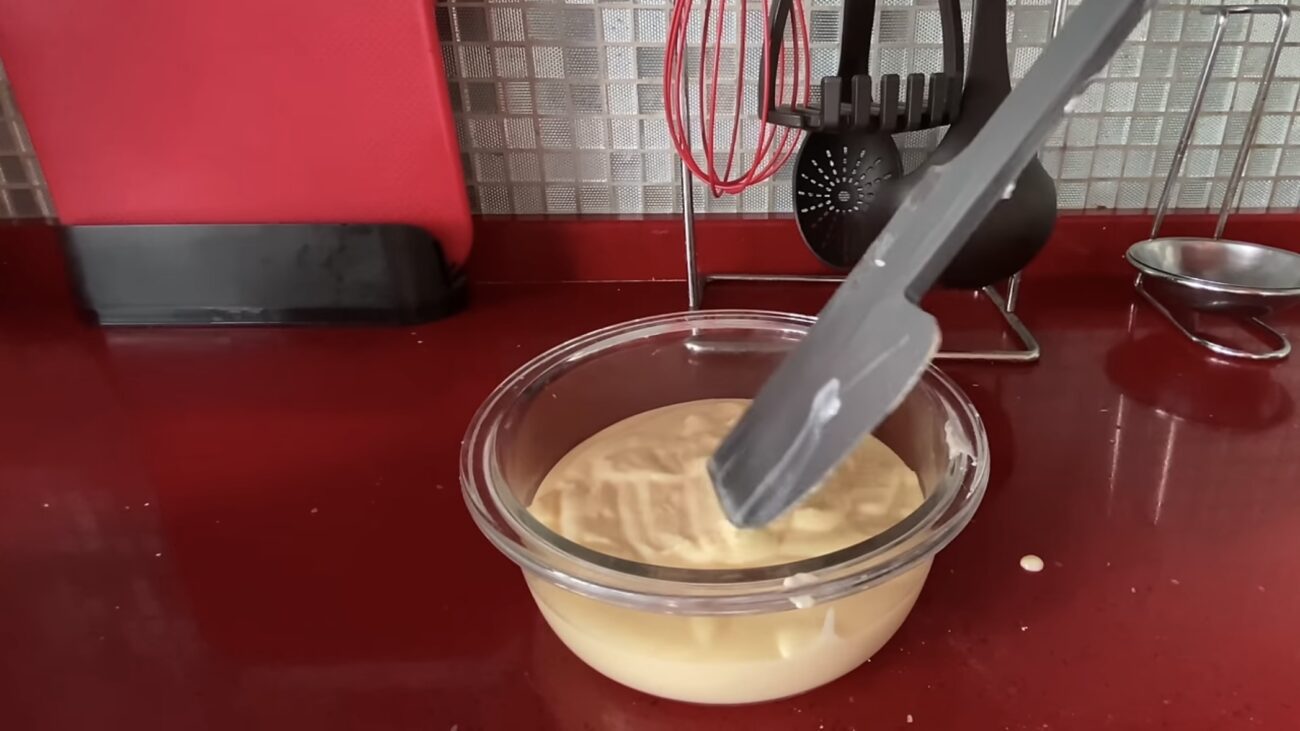 Господині розповіли, як приготувати плавлений сир в домашніх умовах 