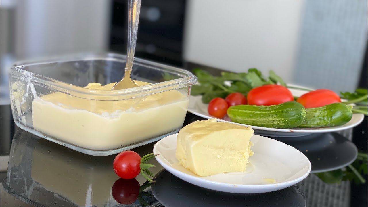 Господині розповіли, як приготувати плавлений сир в домашніх умовах 