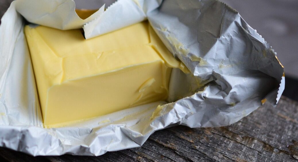 Ніколи не купляю вершкове масло в магазині, якщо бачу на пакуванні “це”: то не масло, а молочний продукт 