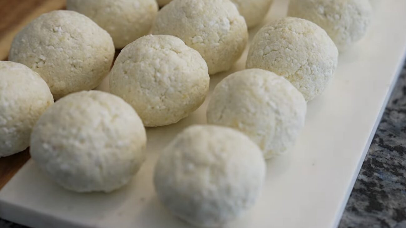 Господині показали, як приготувати ґомбовці по-закарпатськи - традиційний десерт Господині показали, як приготувати ґомбовці по-закарпатськи - традиційний десерт