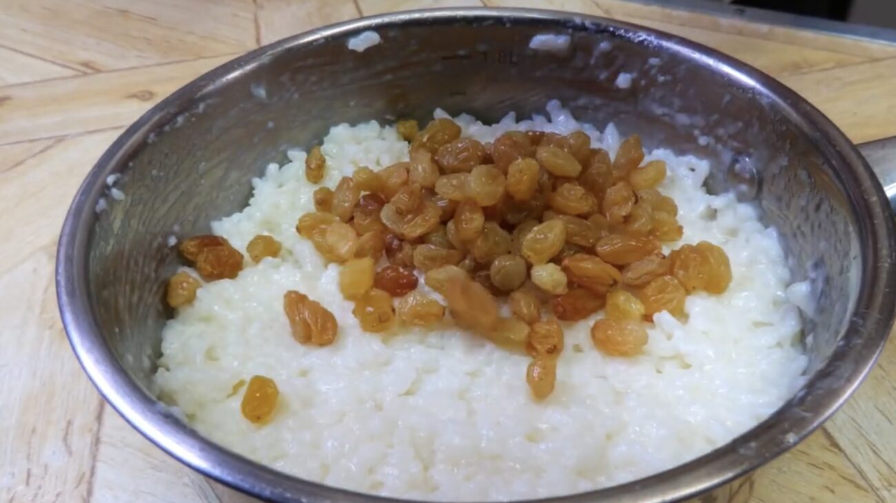 Господині розповіли, як приготувати солодку і смачну рисову запіканку Господині розповіли, як приготувати солодку і смачну рисову запіканку