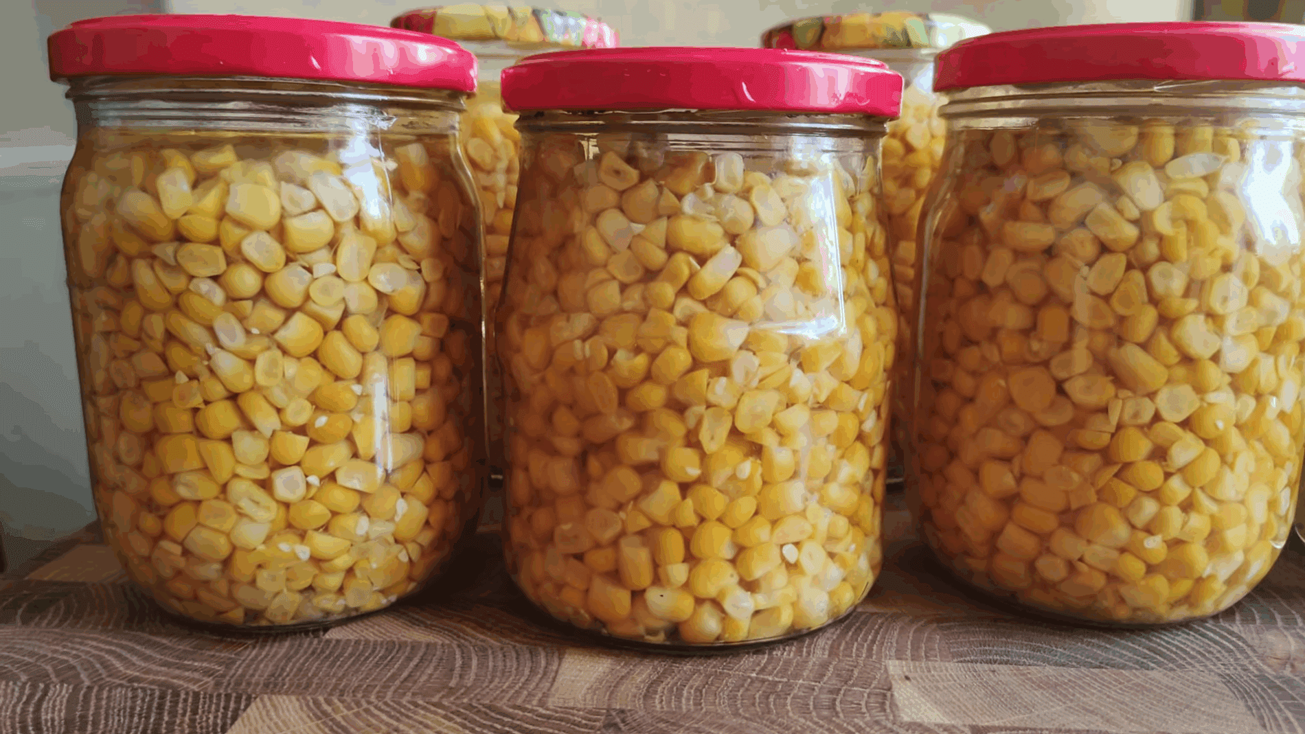 Експерти розповіли, як замаринувати кукурудзу на зиму